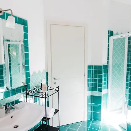 Le Saline 3* Палау